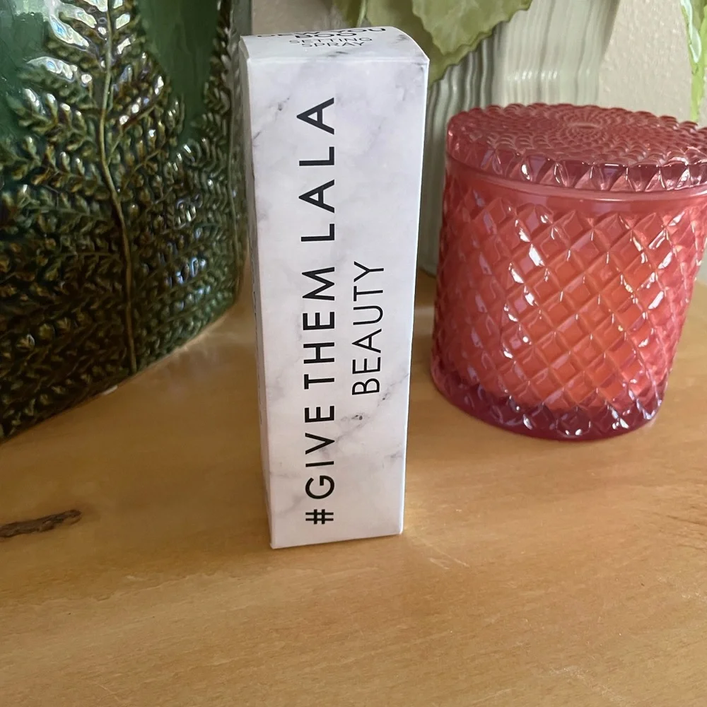 NIB #Give Them Lala Setting Spray